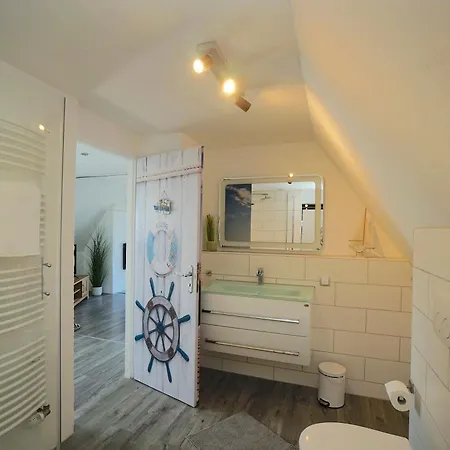 Ferienhaus ‚sünnhus‘ Am Wittensee – Ruhiger Rückzugsort Im Grünen *